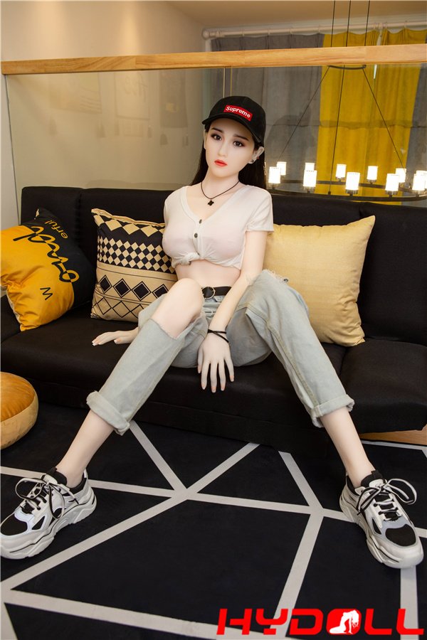15-D15097-01.jpg