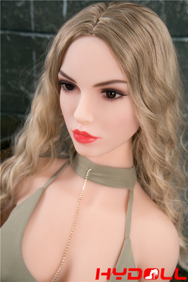 Realistic Sex Doll