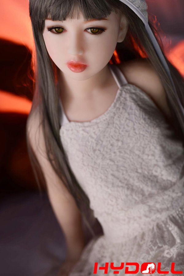 6YEDoll-D06021-01.jpg