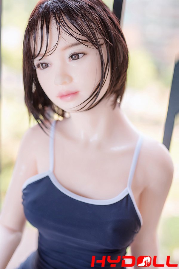 6YEDoll-D06038-01.jpg