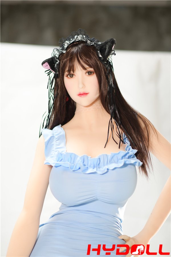 6YEDoll-D06141-01.jpg