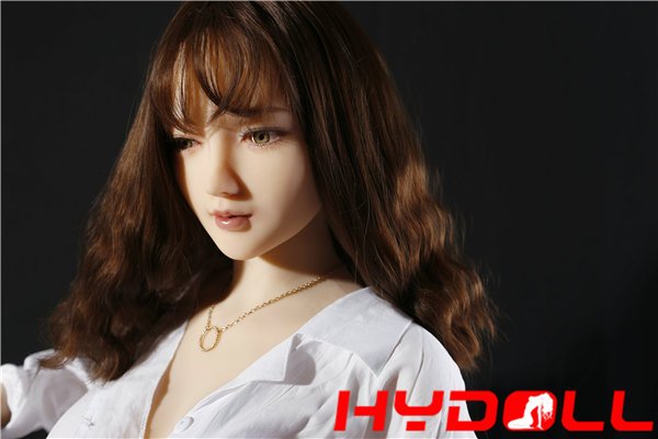 Big nipples sex doll