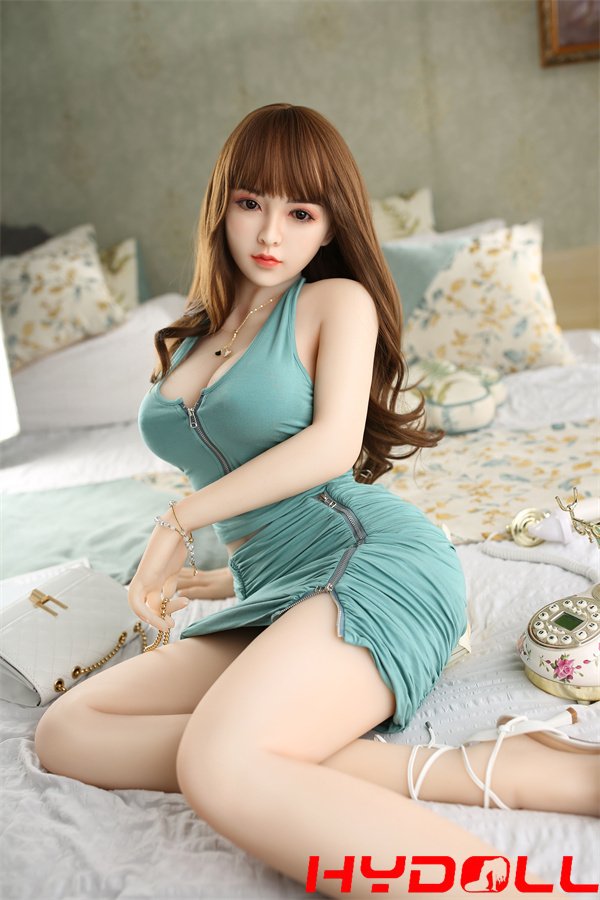 Realistic Sex Doll