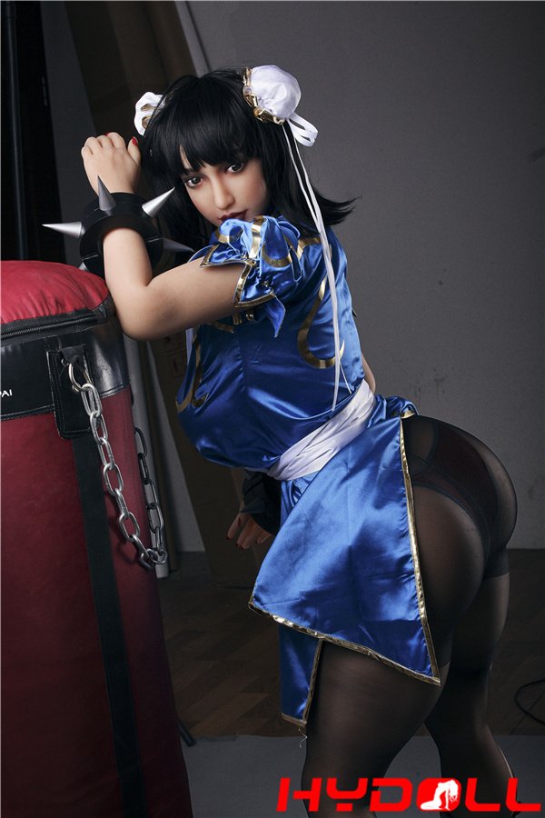 Irontechdoll-D04108-02.jpg