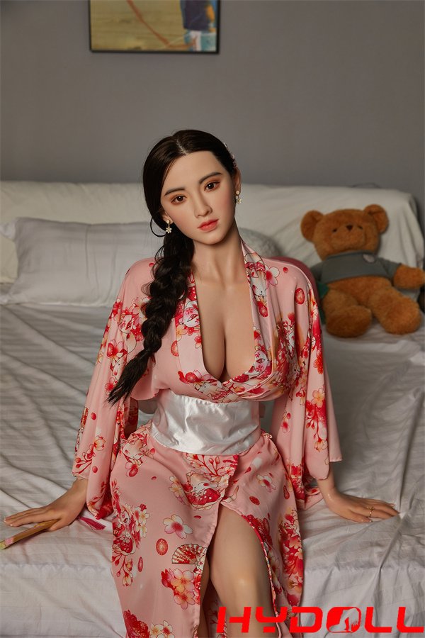Ito Elegant And Beautiful Realistic Silicone Dolls 150CMD35023 04 Ito Elegant And Beautiful Realistic Silicone Dolls 150CMD35023 04